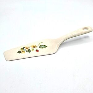 James‎ Kent Old Foley Pie Server Strawberry  Pattern Green Trim Vintage